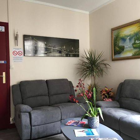 Hotel De Strasbourg Олне су Боа Екстериор снимка